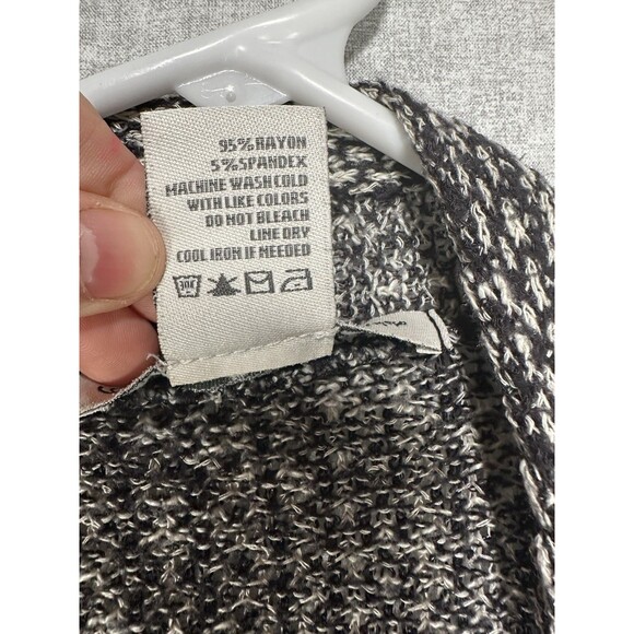 American Rag Crocheted Knit Vest Black & White Size Small Open Cardigan - Picture 6 of 7